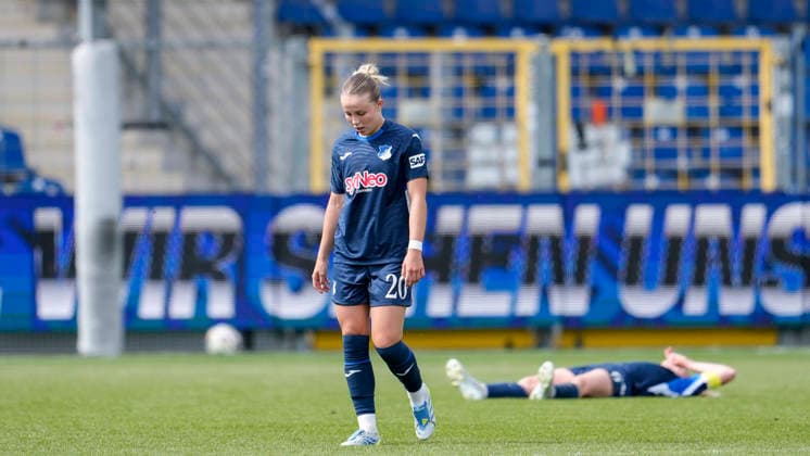 v li Laura Gloning TSG, 20 , Vanessa Diehm TSG, 6 , TSG 1899 Hoffenheim players, disappointed about the draw, only draw, disappointment after the final whistle, highlight, point loss, frustration, disappointed, pessimistic, 17 05 2026, Sinsheim Hoffenheim Germany , Football, Google Pixel Women Bundesliga, TSG 1899 Hoffenheim RB Leipzig, DFB DFL REGULATES PROHIBIT ANY USE OF PHOTOGRAPHS AS IMAGE SEQUENCES AND OR QUASI VIDEO xozx