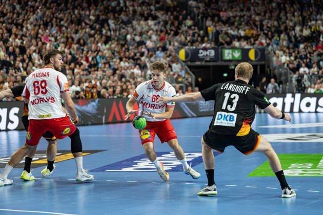 Mens Handball International Match, Germany Denmark May 17, 2026 Steven Plucnar Denmark, 69 , Victor Norlyk Denmark, 68 , Matthes Langhoff Germany Germany, 13 , Mens Handball International Match, Germany Denmark May 17, 2026 Copyright: xBEAUTIFULxSPORTS Erlhofx