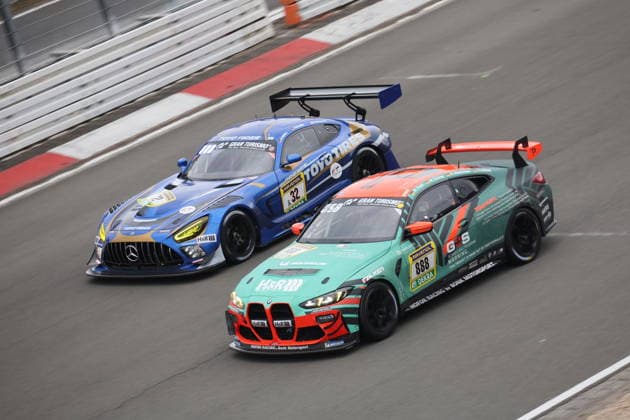 888 Michael Schrey Wallenhorst GER Max Partl Oberhembach GER Philip Wiskirchen Euskirchen GER Thorsten Wolter Berlin GER BMW M2 Racing, Team Hofor Racing by Bonk Motorsport CHF and 32 Yuichi Nakayama JAP Andreas Guelden Reiferscheid GER Tim Sandler Bochum GER , Mercedes AMG GT3, Team Toyo Racing with Ring Racing GER GER, Motorsport, 54 ADAC Ravenol 24H Rennen Nuerburgring 2025, Rennen, Nuerburg, 17 05 2026 GER, Motorsport, 54 ADAC Ravenol 24H Rennen Nuerburgring 2025, Rennen, Nuerburg, 17 05 2026 Nuerburg Copyright: xEibner-Pressefoto JuergenxAugstx EP_JAT