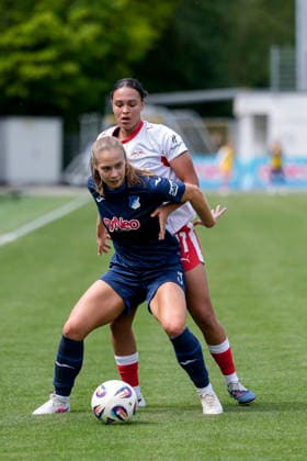 v li Jamilla Sofia Rankin TSG, 5 , Lisa Baum RBL, 11 , duel, duel, tackle, tackling, dynamics, action, action, 17 05 2026, Sinsheim Hoffenheim Germany , Football, Google Pixel Women Bundesliga, TSG 1899 Hoffenheim RB Leipzig, DFB DFL REGULATIONS PROHIBIT ANY USE OF PHOTOGRAPHS AS IMAGE SEQUENCES AND OR QUASI VIDEO xozx