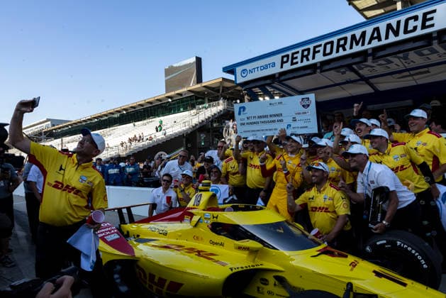 May 17, 2026, Speedway, Indiana, USA: NTT IndyCar, Indy Car, IRL, USA SERIES driver, {persons}, wins the pole award for the Indianapolis 500 at Indianapolis Motor Speedway in SPEEDWAY, Indiana, USA. NTT INDYCAR SERIES: May 17, 2026: Indianapolis 500: {Persons} 2 - ZUMAa161 20260517_aaa_a161_004 Copyright: xManasxYadavxGrindstonexMediaxGrox