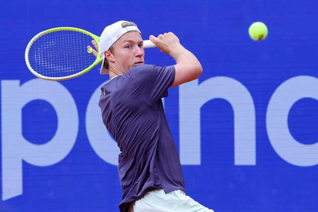 Max Schoenhaus Germany controls the ball, Bitpanda Hamburg Open, Bitpanda Hamburg Open, Rothenbaum, May 18, 2026 in Hamburg, Germany Photo by Marco Steinbrenner DeFodi Images Max Schoenhaus Germany controls the ball, Bitpanda Hamburg Open, Bitpanda Hamburg Open, Rothenbaum, May 18, 2026 in Hamburg, Germany Photo by Marco Steinbrenner DeFodi Images