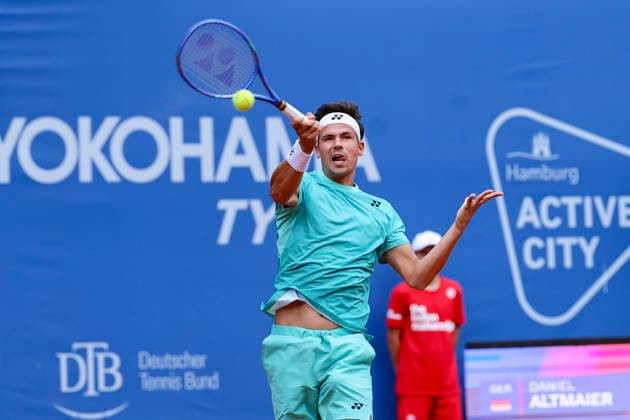 Daniel Altmaier Germany controls the ball, Bitpanda Hamburg Open, Bitpanda Hamburg Open, Rothenbaum, May 18, 2026 in Hamburg, Germany Photo by Marco Steinbrenner DeFodi Images Daniel Altmaier Germany controls the ball, Bitpanda Hamburg Open, Bitpanda Hamburg Open, Rothenbaum, May 18, 2026 in Hamburg, Germany Photo by Marco Steinbrenner DeFodi Images