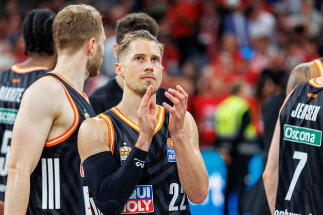 Thomas Klepeisz ratiopharm Ulm, 22 , single image, single photo, portrait, portrait, disappointed, disappointment, negative emotions, negative emotion, end of game, BMA365 Bamberg Baskets vs ratiopharm Ulm, basketball, easyCredit BBL, playoff quarterfinals, game 2, 18 05 2026 BMA365 Bamberg Baskets vs ratiopharm Ulm, basketball, easyCredit BBL, playoff quarterfinals, game 2, 18 05 2026 Bamberg Copyright: xEibner-Pressefoto G.xSantemizx EP_EER