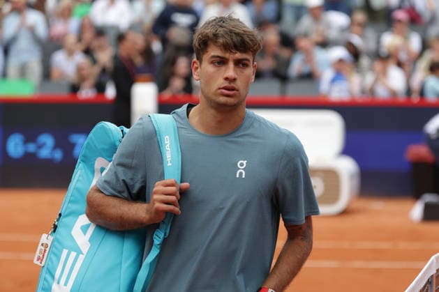 2026 05 19, xFSx, Bitpanda Open Hamburg ATP500, round of 16, mens tennis tournament in Hamburg , Am Rothembaum in Hamburg , Flavio Cobolli ITA disappointed, disappointed looking, dissapointed, sad, frustrated, frustrated, frustrated Copyright: HMBxMedia FernandoxSoares