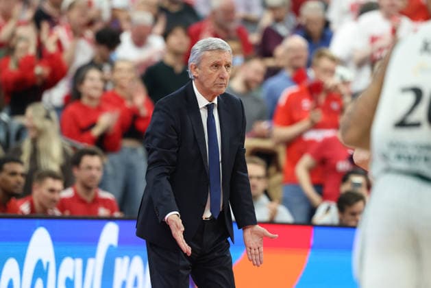 Svetislav Pesic FC Bayern Basketball, Head Coach , GER, FC Bayern Basketball vs Vet Concept Gladiators Trier, Basketball, easycredit Basketball Bundesliga, Playoffs, Quarterfinals, Season 2025 2026, 19 05 2026, GER, FC Bayern Basketball vs Vet Concept Gladiators Trier, Basketball, easycredit Basketball Bundesliga, Playoffs, Quarterfinals, Season 2025 2026, 19 05 2026 Muenchen Copyright: xEibner-Pressefoto JennixMaulx EP_JML