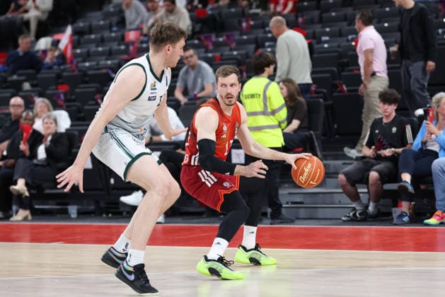 Andreas Obst FC Bayern Basketball, 13 with Marten Linssen Vet Concept Gladiators Trier, 12 , GER, FC Bayern Basketball vs Vet Concept Gladiators Trier, Basketball, easycredit Basketball Bundesliga, Playoffs, Quarterfinals, 2025 2026 season, 19 05 2026, GER, FC Bayern Basketball vs Vet Concept Gladiators Trier, Basketball, easycredit Basketball Bundesliga, Playoffs, Quarterfinals, 2025 2026 season, 19 05 2026 Munich Copyright: xEibner-Pressefoto JennixMaulx EP_JML