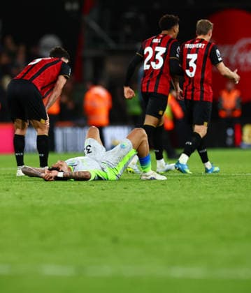 Nico O Reilly of Manchester City at full time. AFC Bournemouth v Manchester City, Premier League, Football, Vitality Stadium, Bournemouth, UK - 19 May 2026Bournemouth Vitality Stadium United Kingdom EDITORIAL USE ONLY No use with unauthorised audio, video, data, fixture lists, club league logos or live services. Online in-match use limited to 120 images, no video emulation. No use in betting, games or single club league player publications. Copyright: xJamesxMarsh Shutterstockx 16881288bu