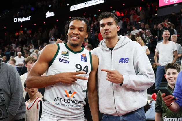 George King Vet Concept Gladiators Trier, 94 with Tristan da Silva Orlando Magic after the game, GER, FC Bayern Basketball vs Vet Concept Gladiators Trier, Basketball, easycredit Basketball Bundesliga, Playoffs, Quarterfinals, 2025 2026 season, 19 05 2026, GER, FC Bayern Basketball vs Vet Concept Gladiators Trier, Basketball, easycredit Basketball Bundesliga, Playoffs, Quarterfinals, 2025 2026 season, 19 05 2026 Muenchen Copyright: xEibner-Pressefoto JennixMaulx EP_JML
