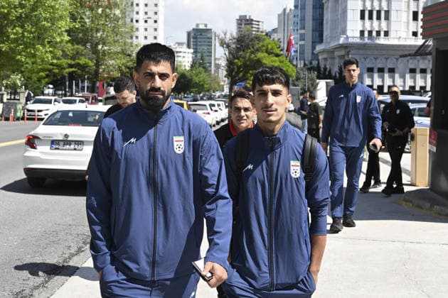 Iranian national football team visits visa application center for Canada visas ahead of 2026 World Cup ANKARA, TURKIYE - MAY 21: Players of the Iranian national football team, set to compete in the 2026 FIFA World Cup, WM, Weltmeisterschaft, Fussball co-hosted by the US, Canada, and Mexico, arrive at a visa application center to apply for Canadian visas in Ankara, Turkiye on May 21, 2026. Dogukan Keskinkilic Anadolu Ankara Turkey. Editorial use only. Please get in touch for any other usage. Copyright: x2026xAnadoluxDogukanxKeskinkilicx