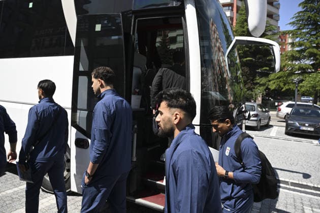 Iranian national football team visits visa application center for Canada visas ahead of 2026 World Cup ANKARA, TURKIYE - MAY 21: Players of the Iranian national football team, set to compete in the 2026 FIFA World Cup, WM, Weltmeisterschaft, Fussball co-hosted by the US, Canada, and Mexico, arrive at a visa application center to apply for Canadian visas in Ankara, Turkiye on May 21, 2026. Dogukan Keskinkilic Anadolu Ankara Turkey. Editorial use only. Please get in touch for any other usage. Copyright: x2026xAnadoluxDogukanxKeskinkilicx