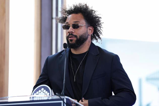 May 21, 2026, Madrid, Madrid, Spain: Marcelo Vieira, a former soccer player, receives the Legend Award during the 2026 ISC Awards Ceremony, which took place.as part of the ISDE Sports Convention, at the Official College of Architects of Madrid, on May 21, 2026, in Madrid, Spain. ISDE Sports Convention - ISC Awards Ceremony - ZUMAa181 20260521_zaa_a181_038 Copyright: xIrinaxR.xHipolitox