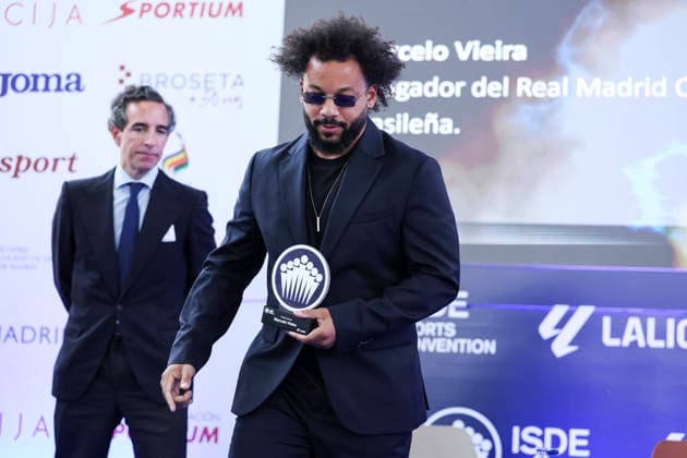 May 21, 2026, Madrid, Madrid, Spain: Marcelo Vieira, a former soccer player, receives the Legend Award during the 2026 ISC Awards Ceremony, which took place.as part of the ISDE Sports Convention, at the Official College of Architects of Madrid, on May 21, 2026, in Madrid, Spain. Madrid Spain - ZUMAa181 20260521_zaa_a181_035 Copyright: xIrinaxR.xHipolitox