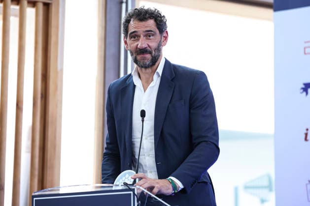 May 21, 2026, Madrid, Madrid, Spain: Jorge Garbajosa, basketball executive and former player, received the Institutional Lifetime Achievement Award during the 2026 ISC Awards Ceremony, which took place.during the ISDE Sports Convention at the Official College of Architects of Madrid on May 21, 2026, in Madrid, Spain. ISDE Sports Convention - ISC Awards Ceremony - ZUMAa181 20260521_zaa_a181_040 Copyright: xIrinaxR.xHipolitox