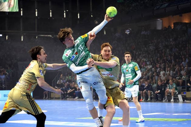 DEU, DHB, 1 HBL, Fuechse Berlin vs Hannover Burgdorf, 21 05 2026, Max Schmeling Halle, Berlin, DEU, DHB, 1 HBL, Fuechse Berlin vs Hannover Burgdorf, pictured Nils Lichtlein Fuechse Berlin 17 , Leif Tissier, Lukas Stutzke Hannover Burgdorf 39 , Leif Tissier Hannover Burgdorf 7 nordphotoxGmbHx xEngler nph00076