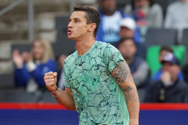 2026 05 21, xFSx, Bitpanda Open Hamburg ATP500, quarterfinals, mens tennis tournament in Hamburg , Am Rothembaum in Hamburg , Camilo Ugo Carabelli ARG cheering, cheering, cheering, cheering, winning fist, cheering Copyright: HMBxMedia FernandoxSoares