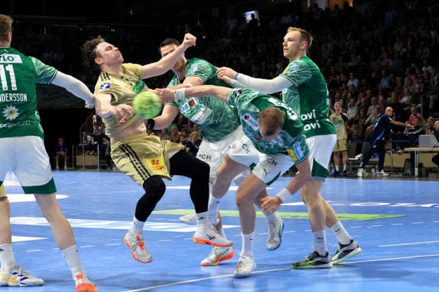 DEU, DHB, 1 HBL, Fuechse Berlin vs Hannover Burgdorf, 21 05 2026, Max Schmeling Halle, Berlin, DEU, DHB, 1 HBL, Fuechse Berlin vs Hannover Burgdorf, in the picture Max Darj Fuechse Berlin 5 , Mathias Gidsel Fuechse Berlin 19 , h7 nordphotoxGmbHx xEngler nph00076