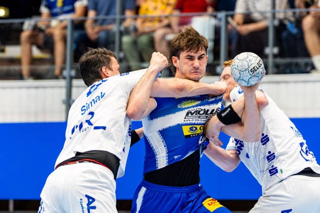 22 05 2026, GER, Handball, Men, Season 25 26, Daikin 1 Bl, 32 Matchday, ThSV Eisenach TVB Lemgo Lippe Nicolai Theilinger TVB Lemgo Lippe , Stephan Seitz ThSV Eisenach,44 , Frederik Simak TVB Lemgo Lippe 99817 Eisenach Werner Assmann Halle Am Sportp Thueringen Germany