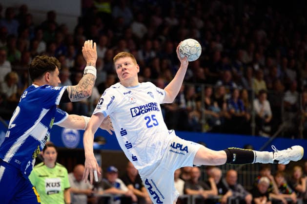 Niels Gerardus Versteijnen TBV Lemgo Lippe, 25 vs Justin Kurch ThSV Eisenach, 52 GER, ThSV Eisenach vs TBV Lemgo Lippe, 1 Daikin Handballbundesliga, Handball, 32 Matchday, Season 2025 2026, 22 05 2026 GER, ThSV Eisenach vs TBV Lemgo Lippe, 1 Daikin Handballbundesliga, Handball, 32 Matchday, Season 2025 2026, 22 05 2026 Eisenach Copyright: xEibner-Pressefoto MartinxHerbstx EP_MHT