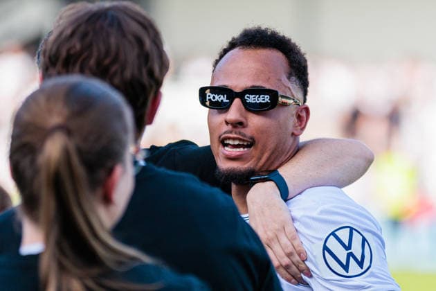Tobias Knost SC Verl, 21 celebrates after winning the final of the Krombacher Westfalenpokal GER, SC Verl vs SF Lotte, Football, Westfalenpokal, Final, Season 2025 2026, 23 05 2026 DFL Regulations prohibit any use of photographers as image sequences and or quasi video GER, SC Verl vs SF Lotte, Football, Westfalenpokal, Final, Season 2025 2026, 23 05 2026 Verl Copyright: xEibner-Pressefoto JanxRollingerx EP_JSK