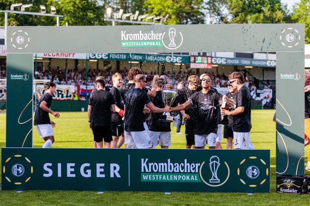 The SC Verl team celebrates after winning the final of the Krombacher Westfalenpokal GER, SC Verl vs SF Lotte, Football, Westfalenpokal, Final, Season 2025 2026, 23 05 2026 DFL Regulations prohibit any use of photographers as image sequences and or quasi video GER, SC Verl vs SF Lotte, Football, Westfalenpokal, Final, Season 2025 2026, 23 05 2026 Verl Copyright: xEibner-Pressefoto JanxRollingerx EP_JSK