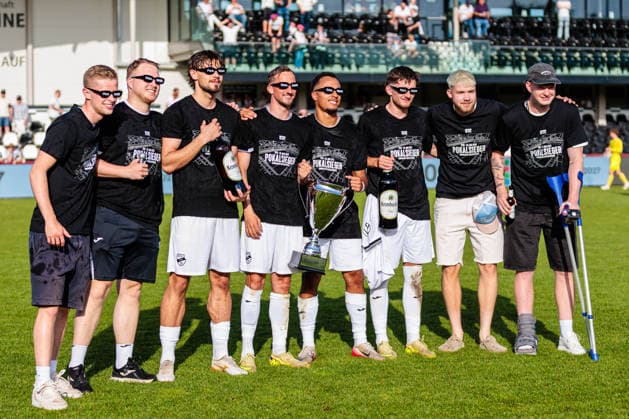 The SC Verl team celebrates after winning the final of the Krombacher Westfalenpokal GER, SC Verl vs SF Lotte, Football, Westfalenpokal, Final, Season 2025 2026, 23 05 2026 DFL Regulations prohibit any use of photographers as image sequences and or quasi video GER, SC Verl vs SF Lotte, Football, Westfalenpokal, Final, Season 2025 2026, 23 05 2026 Verl Copyright: xEibner-Pressefoto JanxRollingerx EP_JSK