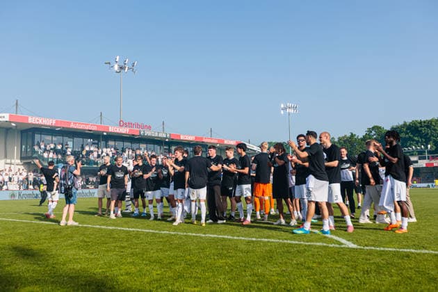 The SC Verl team celebrates after winning the final of the Krombacher Westfalenpokal GER, SC Verl vs SF Lotte, Football, Westfalenpokal, Final, Season 2025 2026, 23 05 2026 DFL Regulations prohibit any use of photographers as image sequences and or quasi video GER, SC Verl vs SF Lotte, Football, Westfalenpokal, Final, Season 2025 2026, 23 05 2026 Verl Copyright: xEibner-Pressefoto JanxRollingerx EP_JSK