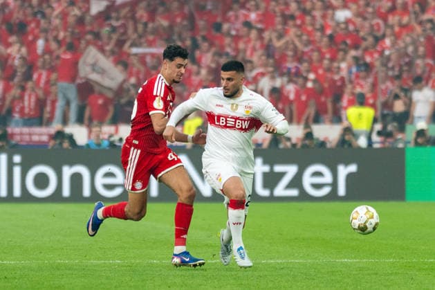 Deniz Undav VfB Stuttgart, 26 dribbling, Aleksandar Pavlovic FC Bayern Muenchen, 45 , GER, FC Bayern Muenchen vs VfB Stuttgart, Football, Men, DFB Pokal, Final, Season 2025 2026, 23 05 2026 DFL REGULATES PROHIBIT ANY USE OF PHOTOGRAPHS AS IMAGE SEQUENCES AND OR QUASI VIDEO GER, FC Bayern Muenchen vs VfB Stuttgart, Football, Men, DFB Pokal, Final, Season 2025 2026, 23 05 2026 Berlin Copyright: xEibner-Pressefoto MaxxVincenx EP_MVN