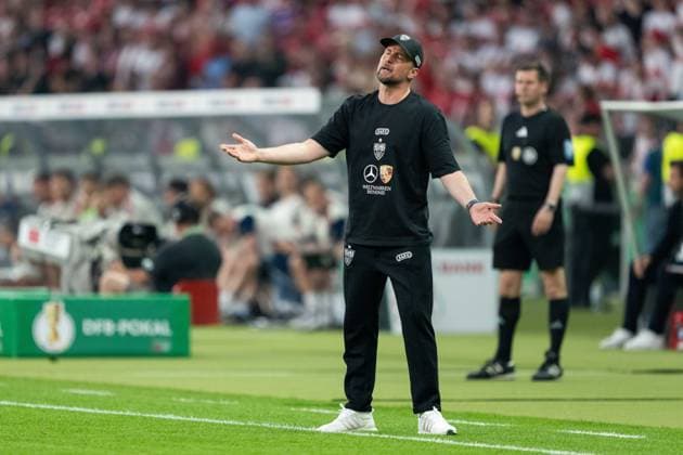 Sebastian Hoeness VfB Stuttgart, Coach disappointed Disappointment, GER, FC Bayern Muenchen vs VfB Stuttgart, Football, Men, DFB Cup, Final, Season 2025 2026, 23 05 2026 DFL REGULATIONS PROHIBIT ANY USE OF PHOTOGRAPHS AS IMAGE SEQUENCES AND OR QUASI VIDEO GER, FC Bayern Muenchen vs VfB Stuttgart, Football, Men, DFB Cup, Final, Season 2025 2026, 23 05 2026 Berlin Copyright: xEibner-Pressefoto MaxxVincenx EP_MVN