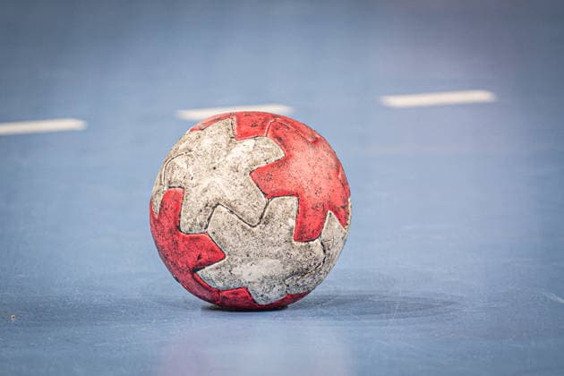 Feature, symbol image, symbol photo handball on the pitch GER, TVB Stuttgart SG Flensburg Handewitt, DAIKIN HBL, handball, Bundesliga, 32 match day, 2025 2026 season, 24 05 2026 GER, TVB Stuttgart SG Flensburg Handewitt, DAIKIN HBL, handball, Bundesliga, 32 match day, 2025 2026 season, 24 05 2026 Stuttgart Copyright: xSandyxDinkelackerx EP_SDR