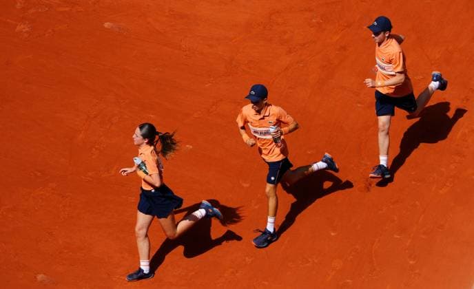 Ball kids run onto Philippe Chatrier court French Open Tennis, Day One, Tennis, Roland Garros, Paris, France - 24 May 2026Paris Roland Garros France EDITORIAL USE ONLY No use with unauthorised audio, video, data, fixture lists, club league logos or live services. Online in-match use limited to 120 images, no video emulation. No use in betting, games or single club league player publications. Copyright: xJavierxGarcia Shutterstockx 16889883aw