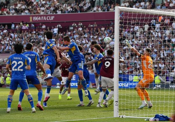 Taty Castellanos of West Ham United scores 1-0 West Ham United v Leeds United, Premier League, Football, London Stadium, London, UK - 24 May 2026London London Stadium United Kingdom EDITORIAL USE ONLY No use with unauthorised audio, video, data, fixture lists, club league logos or live services. Online in-match use limited to 120 images, no video emulation. No use in betting, games or single club league player publications. Copyright: xAlanxWalter Shutterstockx 16889881ae