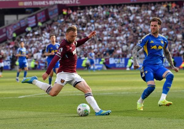 Jarrod Bowen of West Ham United scores 2-0 West Ham United v Leeds United, Premier League, Football, London Stadium, London, UK - 24 May 2026London London Stadium United Kingdom EDITORIAL USE ONLY No use with unauthorised audio, video, data, fixture lists, club league logos or live services. Online in-match use limited to 120 images, no video emulation. No use in betting, games or single club league player publications. Copyright: xAlanxWalter Shutterstockx 16889881ak