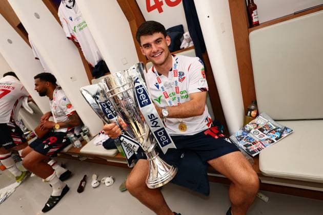 Rob Apter of Bolton Wanderers celebrates in the changing room Bolton Wanderers v Stockport County, EFL Sky Bet League One, Play-Off Final, Football, Wembley Stadium, London, UK - 24 May 2026London Wembley Stadium United Kingdom EDITORIAL USE ONLY No use with unauthorised audio, video, data, fixture lists, club league logos or live services. Online in-match use limited to 120 images, no video emulation. No use in betting, games or single club league player publications. Copyright: xPaulxCurrie Shutterstockx 16889803ol