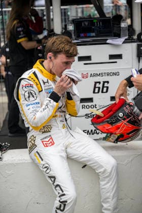 May 24, 2026, Speedway, Indiana, USA: IndyCar, Indy Car, IRL, USA SERIES driver, MARCUS ARMSTRONG (66) (NZL) of Christchurch, New Zealand, debriefs with his engineers and crew during the Indianapolis 500 at Indianapolis Motor Speedway in SPEEDWAY Indiana. INDYCAR SERIES: May 24, 2026: Indianapolis 500: Marcus Armstrong - ZUMAa161 20260524_aaa_a161_050 Copyright: xDavidxDahl GMGx