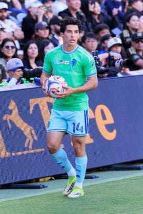 May 24, 2026, Los Angeles, California, USA: Paul Rothrock 14 of the Seattle Sounders FC during their regular season MLS, Fussball Herren, USA game against the Los Angeles Football Club on Sunday May 24, 2026 at the BMO Stadium in Los Angeles, California. LAFC defeat Sounders, 1-0. ARIANA RUIZ PI LAFC Defeat Sounders, 1-0 - ZUMAp124 20260524_zaa_p124_013 Copyright: xArianaxRuizx