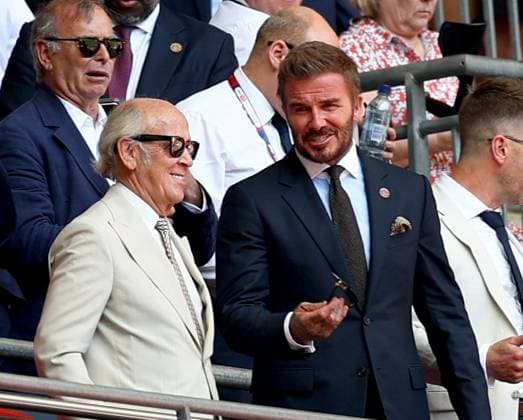 Mervyn Davies, Baron Davies of Abersoch (left) and Former Manchester United, ManU Footballer and Salford City Co-Owner Sir David Beckham prior to kick-off Notts County v Salford City, EFL Sky Bet League Two, Play-Off Final, Football, Wembley Stadium, London, UK - 25 May 2026London Wembley Stadium United Kingdom EDITORIAL USE ONLY No use with unauthorised audio, video, data, fixture lists, club league logos or live services. Online in-match use limited to 120 images, no video emulation. No use in betting, games or single club league player publications. Copyright: xSimonxDael Shutterstockx 16889935bw