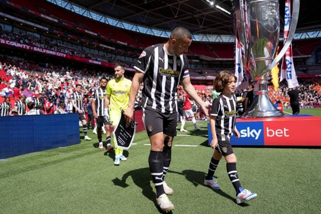 Rod McDonald of Notts County prior to kick-off Notts County v Salford City, EFL Sky Bet League Two, Play-Off Final, Football, Wembley Stadium, London, UK - 25 May 2026London Wembley Stadium United Kingdom EDITORIAL USE ONLY No use with unauthorised audio, video, data, fixture lists, club league logos or live services. Online in-match use limited to 120 images, no video emulation. No use in betting, games or single club league player publications. Copyright: xJedxLeicester Shutterstockx 16889927aa