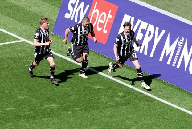 Lucas Ness of Notts County (right) celebrates scoring their side s second goal of the game Notts County v Salford City, EFL Sky Bet League Two, Play-Off Final, Football, Wembley Stadium, London, UK - 25 May 2026London Wembley Stadium United Kingdom EDITORIAL USE ONLY No use with unauthorised audio, video, data, fixture lists, club league logos or live services. Online in-match use limited to 120 images, no video emulation. No use in betting, games or single club league player publications. Copyright: xIanxTuttle Shutterstockx 16889936co
