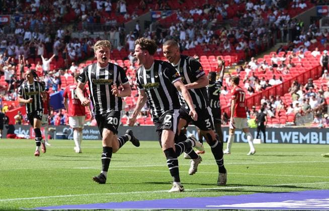 Lucas Ness of Notts County scores the second goal 2-0 and celebrates Notts County v Salford City, EFL Sky Bet League Two, Play-Off Final, Football, Wembley Stadium, London, UK - 25 May 2026London Wembley Stadium United Kingdom EDITORIAL USE ONLY No use with unauthorised audio, video, data, fixture lists, club league logos or live services. Online in-match use limited to 120 images, no video emulation. No use in betting, games or single club league player publications. Copyright: xAndrewxFosker Shutterstockx 16889937bt