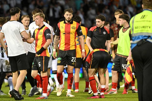 Partick Thistle players at full time St Mirren v Partick Thistle, William Hill Scottish Premiership Play-Offs Final, Second Leg, Football, SMiSA Stadium, Paisley, Scotland, UK - 25 May 2026Paisley SMiSA Stadium United Kingdom EDITORIAL USE ONLY No use with unauthorised audio, video, data, fixture lists, club league logos or live services. Online in-match use limited to 120 images, no video emulation. No use in betting, games or single club league player publications. Copyright: xMarkxRunnacles Shutterstockx 16889990bp
