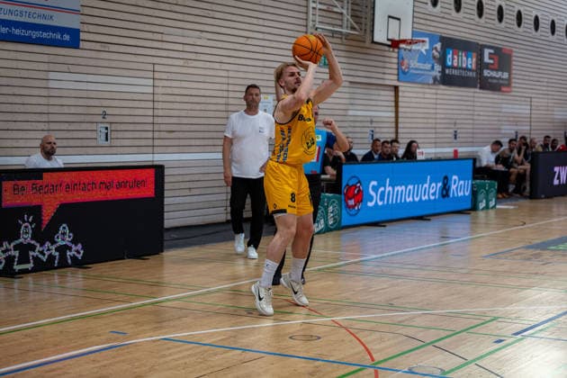 Lucas Mayer Bozic Estriche Knights Kirchheim, 08 GER, Bozic Estriche Knights Kirchheim vs Giessen 46ers, BARMER 2 Basketball Bundesliga, Playoffs Semifinal Game 3, Season 2025 2026, 26 05 2026 GER, Bozic Estriche Knights Kirchheim vs Giessen 46ers, BARMER 2 Basketball Bundesliga, Playoffs Semifinal Game 3, Season 2025 2026, 26 05 2026 Goeppingen Copyright: xEibner-Pressefoto NinaxSanderx EP_NSR