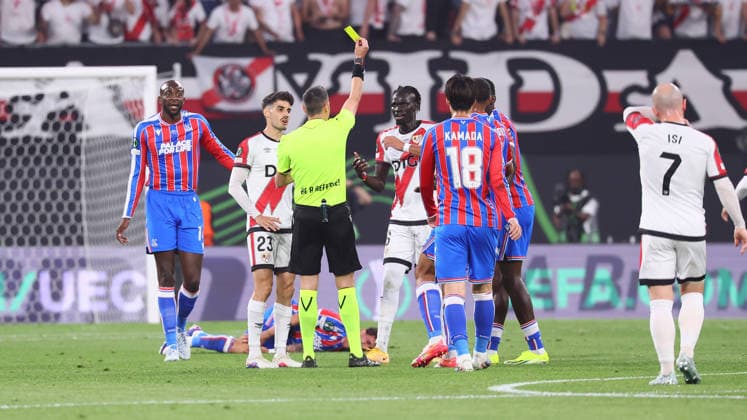 Crystal Palace Rayo Vallecano Final Conference League Leipzig, 27 05 2026, Leipzig Stadium, Football, Final UEFA Conference League , Crystal Palace FC ENG vs Rayo Vallecano de Madrid ESP , Yellow card In picture Referee Maurizio Mariani ITA cautions Pathe Ciss 6, Vallecano , For editorial use only Only editorial use , UEFA regulations prohibit any use of photographs as image sequences and or quasi video ,