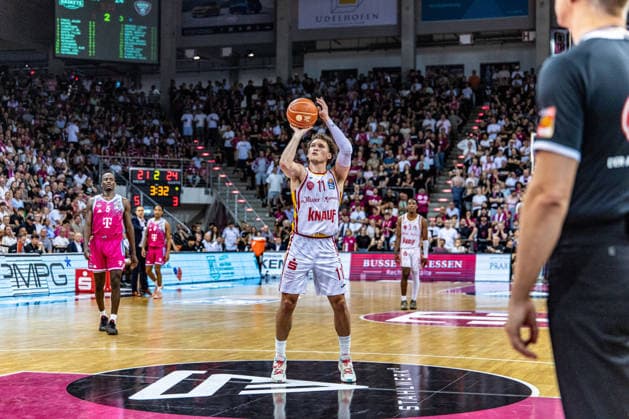 Brae Ivey Fitness First Wuerzburg Baskets, 11 on free throw Telekom Baskets Bonn vs Fitness First Wuerzburg Baskets, Basketball, easy Credit BBL, Playoffs, Quarterfinals, Matchday 5, 2025 2026, 27 05 2026 Telekom Baskets Bonn vs Fitness First Wuerzburg Baskets, Basketball, easy Credit BBL, Playoffs, Quarterfinals, Matchday 5, 2025 2026, 27 05 2026 Bonn Copyright: xEibner-Pressefoto GerhardxWingenx EP_GWR