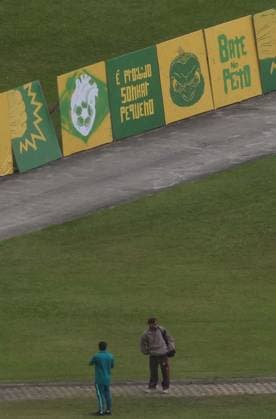 Jogadores da selecao chegam à Granja Comary de helicoptero para iniciar preparacao para a Copa Brazilian player Neymar arrives at Granja Comary in Teresopolis, in the mountainous region of Rio de Janeiro state, Brazil, on Wednesday, May 27, 2026. Players called up by Carlo Ancelotti to represent Brazil at the 2026 FIFA World Cup, WM, Weltmeisterschaft, Fussball began reporting to Granja Comary, the national team, Nationalteam Ä™s training center in Teresopolis, officially starting preparations for Brazil™s bid for a sixth world title. Training sessions at the facility run from Wednesday, May 27, through Saturday, May 30. Photo: PEDRO KIRILOS ESTADoO CONTEÃöDO ESTADoO CONTEÃöDO TERESOPOLIS RJ BRASIL Copyright: xPEDROxKIRILOSx