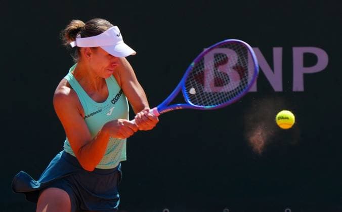 Magda Linette French Open Tennis, Day Four, Tennis, Roland Garros, Paris, France - 27 May 2026Paris Roland Garros France EDITORIAL USE ONLY No use with unauthorised audio, video, data, fixture lists, club league logos or live services. Online in-match use limited to 120 images, no video emulation. No use in betting, games or single club league player publications. Copyright: xJavierxGarcia Shutterstockx 16898261fs