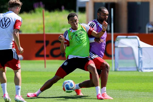 Jamal Musiala Germany and Jonathan Tah Germany battle for the ball, , German national football team training, Home Ground on May 28, 2026 in Herzogenaurach, Germany Photo by Marco Steinbrenner DeFodi Images Jamal Musiala Germany and Jonathan Tah Germany battle for the ball, , German national football team training, Home Ground, May 28, 2026 in Herzogenaurach, Germany Photo by Marco Steinbrenner DeFodi Images