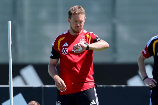 Germany coach Julian Nagelsmann Germany glances at his watch, , Training of the German national football team, Home Ground on May 28, 2026 in Herzogenaurach, Germany Photo by Marco Steinbrenner DeFodi Images Germany coach Julian Nagelsmann Germany glances at his watch, , Training of the German national football team, Home Ground, May 28, 2026 in Herzogenaurach, Germany Photo by Marco Steinbrenner DeFodi Images