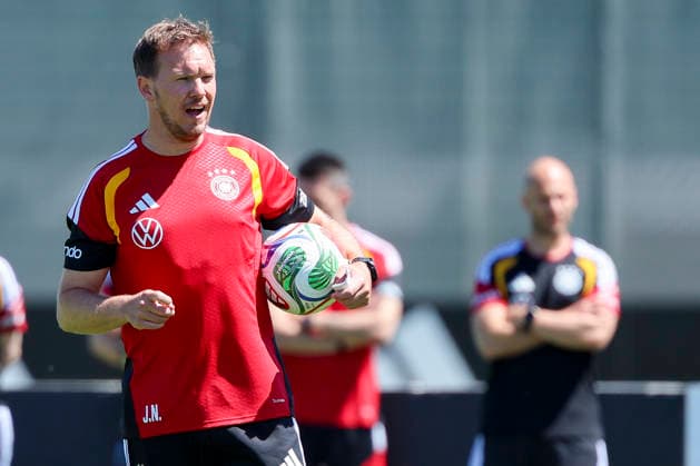 National coach Julian Nagelsmann Germany looks on, , Training of the German national soccer team, Home Ground on May 28, 2026 in Herzogenaurach, Germany Photo by Marco Steinbrenner DeFodi Images National coach Julian Nagelsmann Germany looks on, , Training of the German national soccer team, Home Ground, May 28, 2026 in Herzogenaurach, Germany Photo by Marco Steinbrenner DeFodi Images