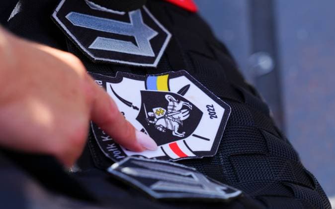 Oleksandra Oliynykova describes the patches on her bag including the red and white striped flag of the historical Belarusian Democratic Republic, and used by the country s opposition against Alexander Lukashenko in more recent protests French Open Tennis, Day Five, Tennis, Roland Garros, Paris, France - 28 May 2026Paris Roland Garros France EDITORIAL USE ONLY No use with unauthorised audio, video, data, fixture lists, club league logos or live services. Online in-match use limited to 120 images, no video emulation. No use in betting, games or single club league player publications. Copyright: xJavierxGarcia Shutterstockx 16898263g